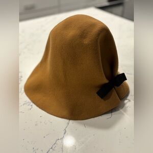 Hache Apps Women's Tan Hat with Black Bow